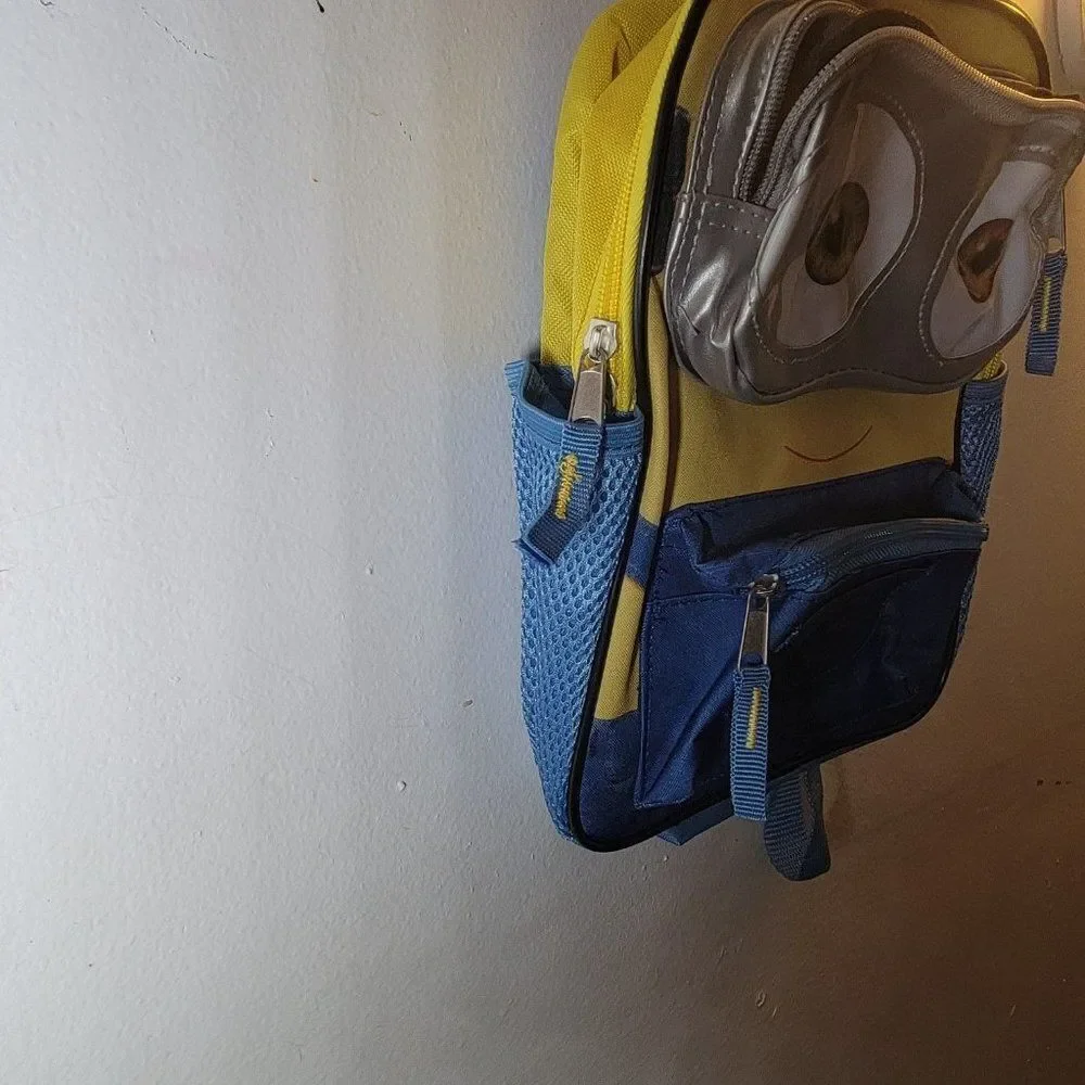 Universal Unisex Kids Yellow Blue Illumination Bottle Holder Minion Backpack OS